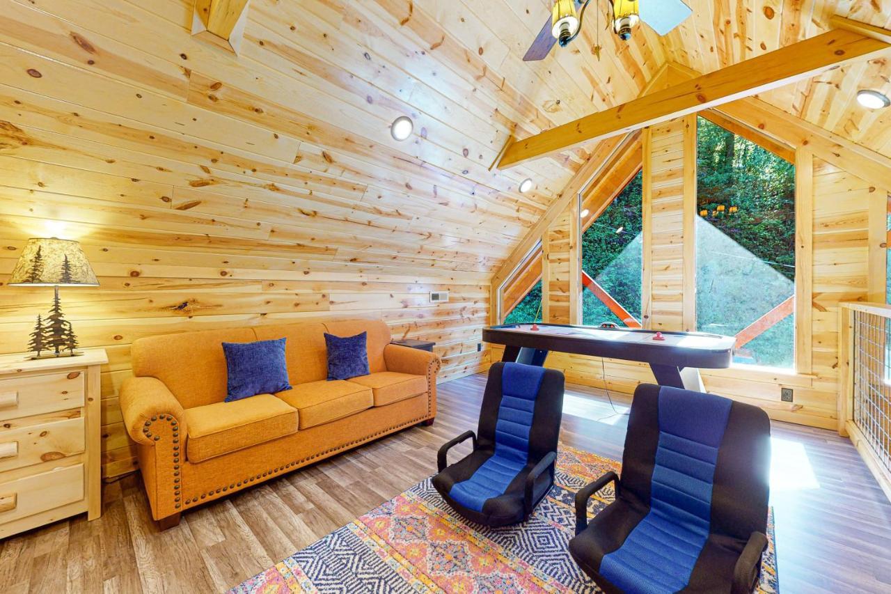 Knotty Escape Villa Gatlinburg Eksteriør bilde